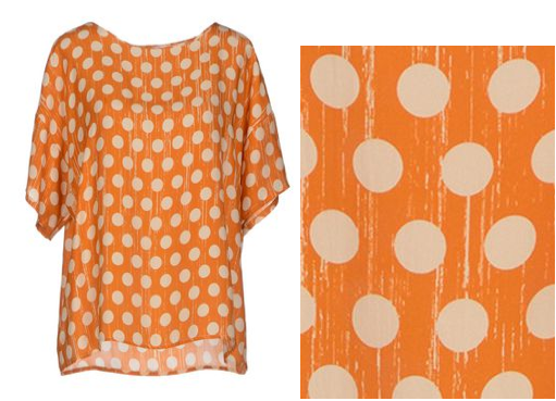 оранжевая блузка в горошек