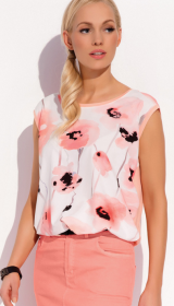 Нежно-персиковая летняя блузка